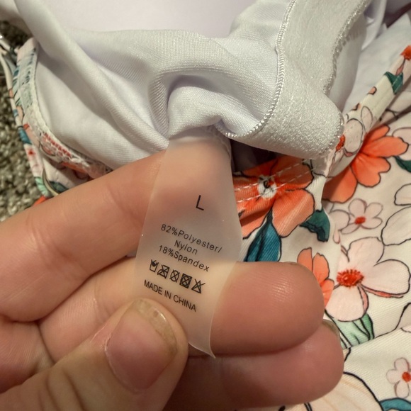 Aidonger - Floral Swim Dress Swim Suit - Coral & White - Size Large - Picture 4 of 4